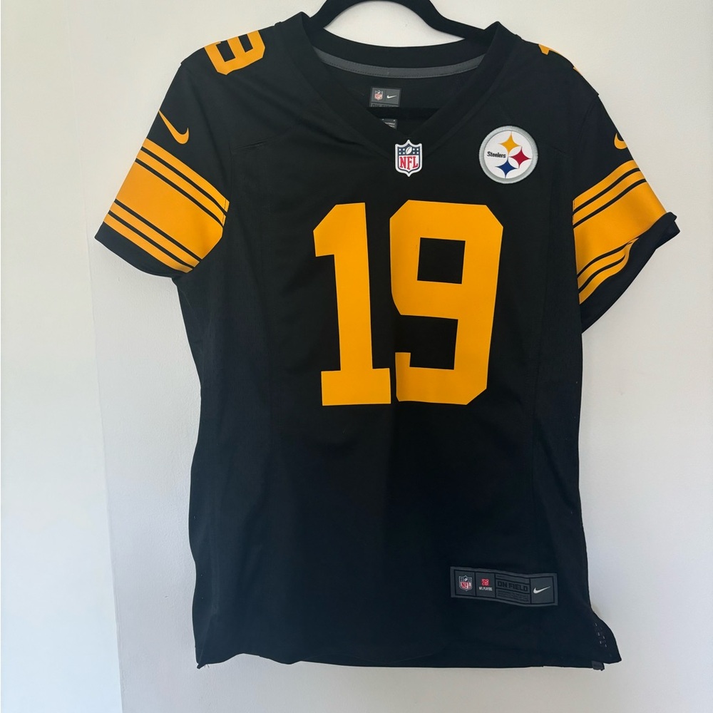 Steelers NFL Color Rush Jersey. Juju Smith-Schuster #19. Size: M.